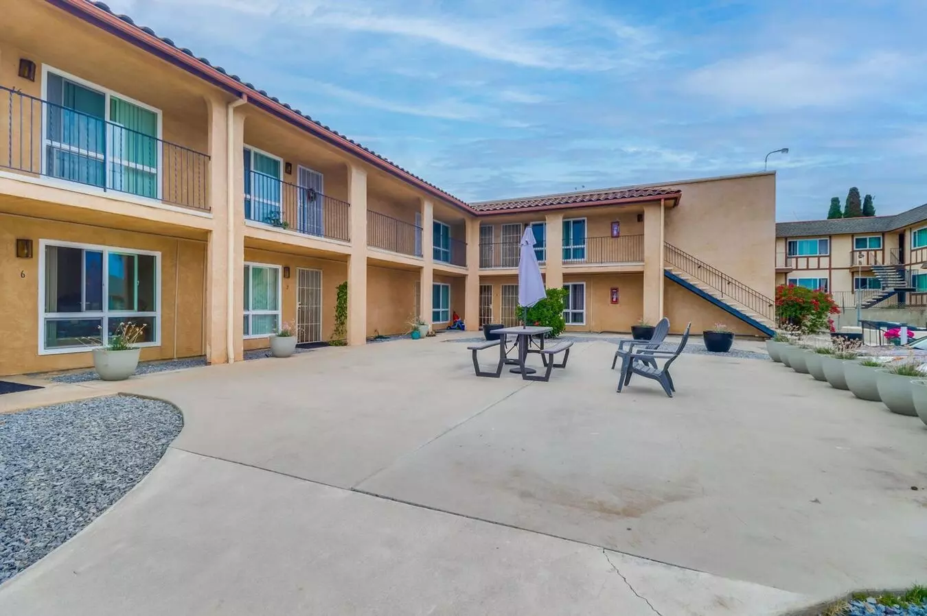 2 Beds • 1 Bath 12 floor plan