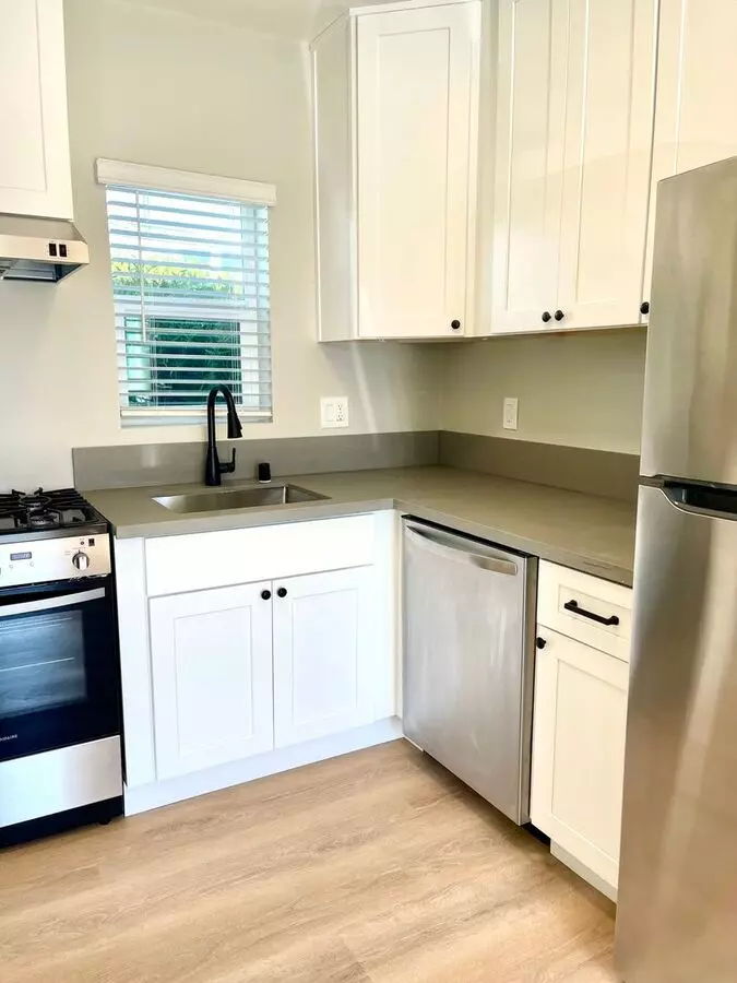 1 Bed • 1 Bath 3 floor plan