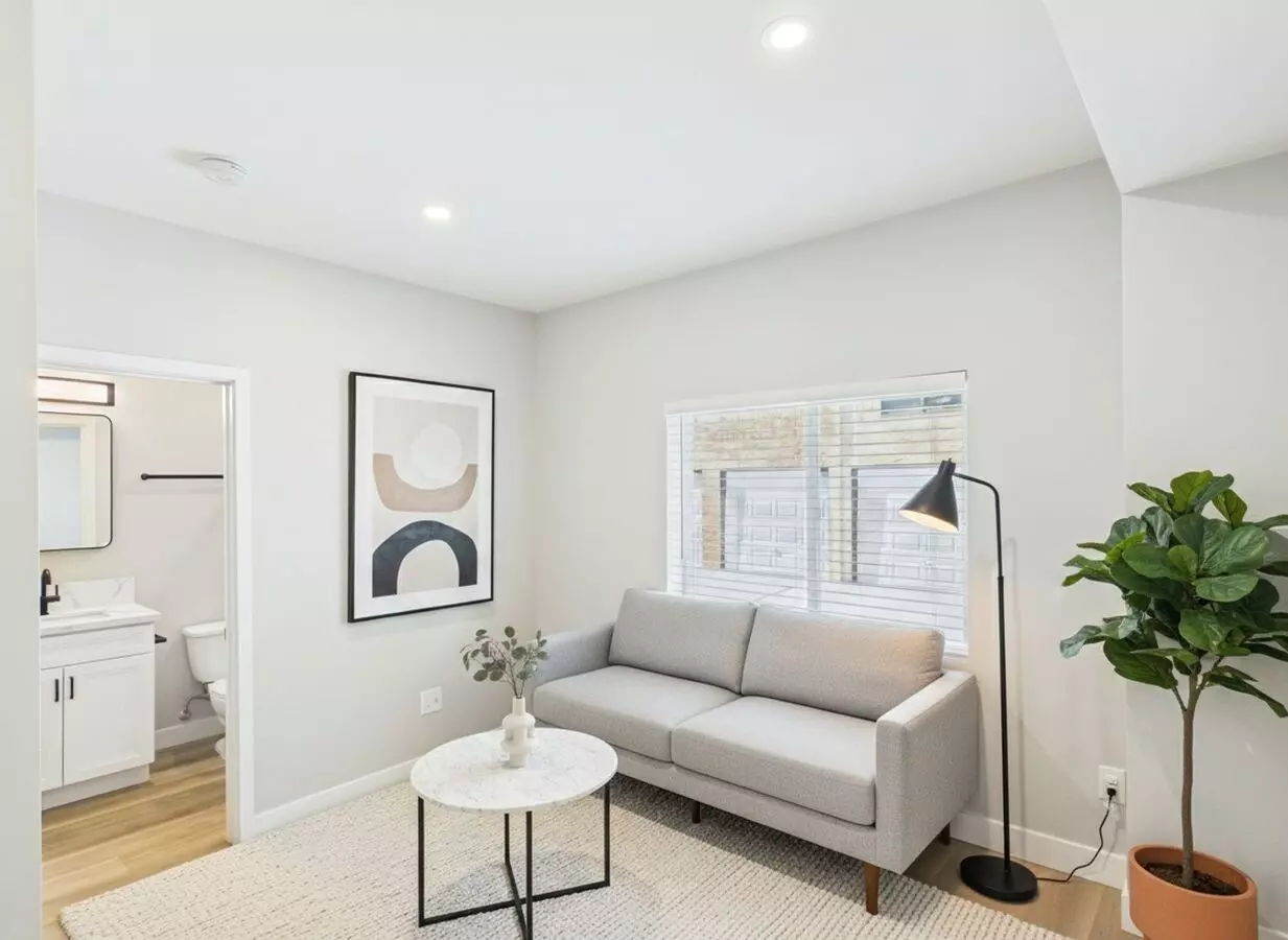 Unit 09 09 floor plan