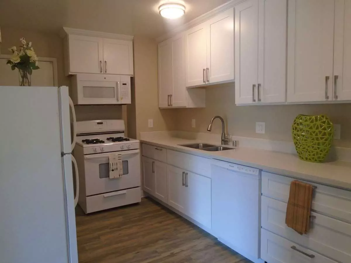 2 Beds • 1 Bath 17959 floor plan