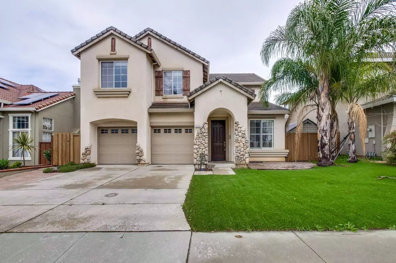 3BR/2BA floor plan