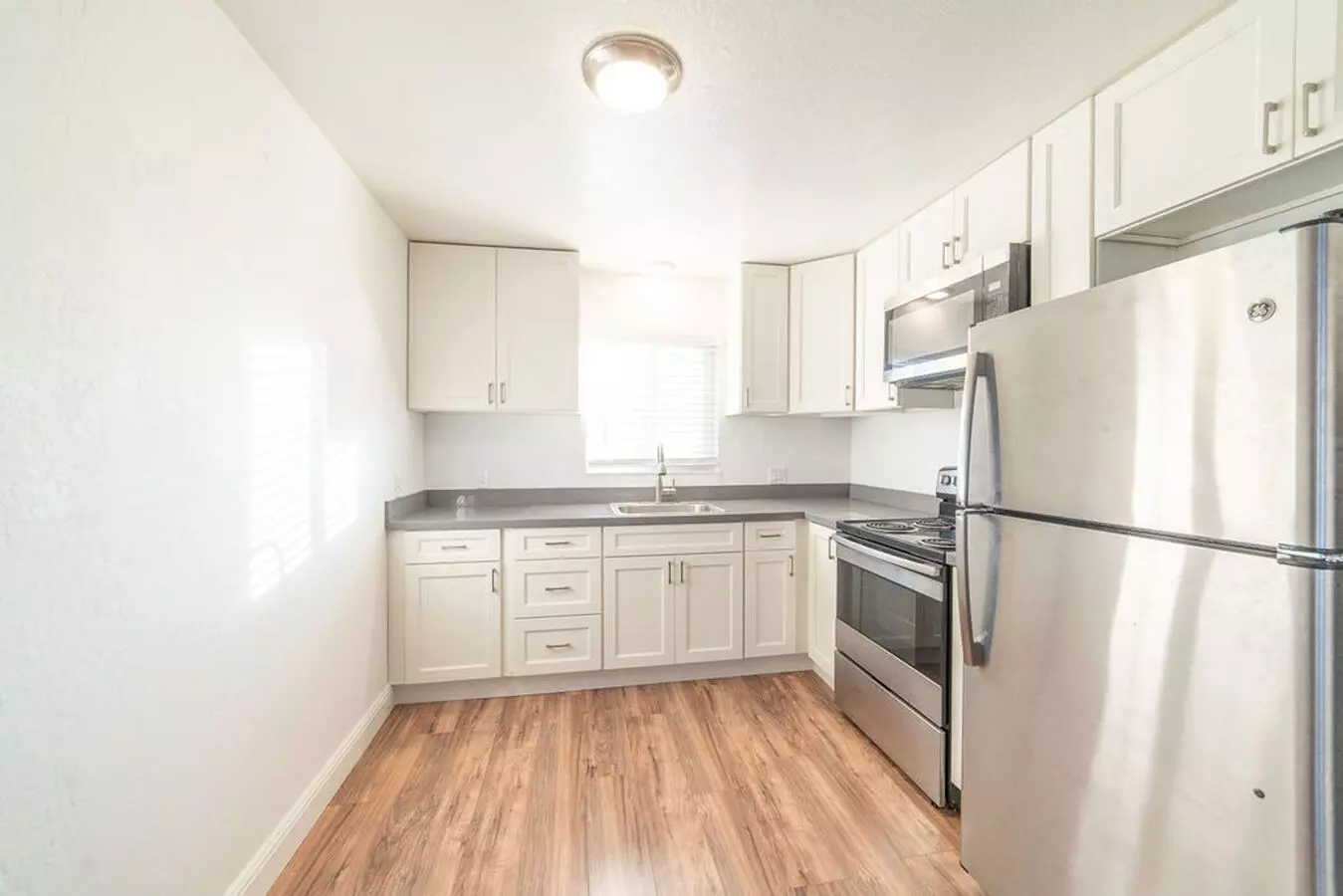 2 Beds • 1 Bath 18 floor plan