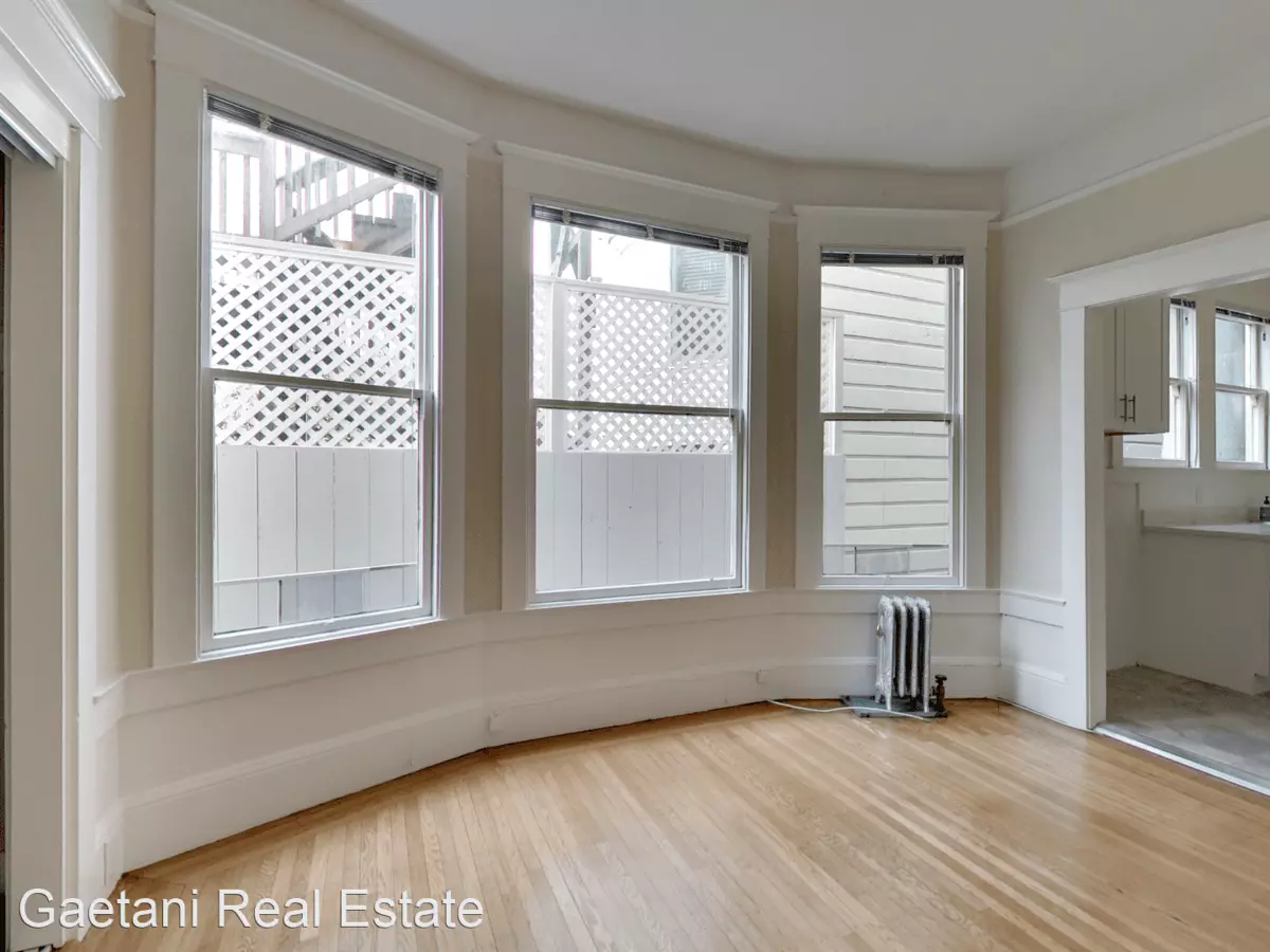 1 Bed • 1 Bath 03 floor plan