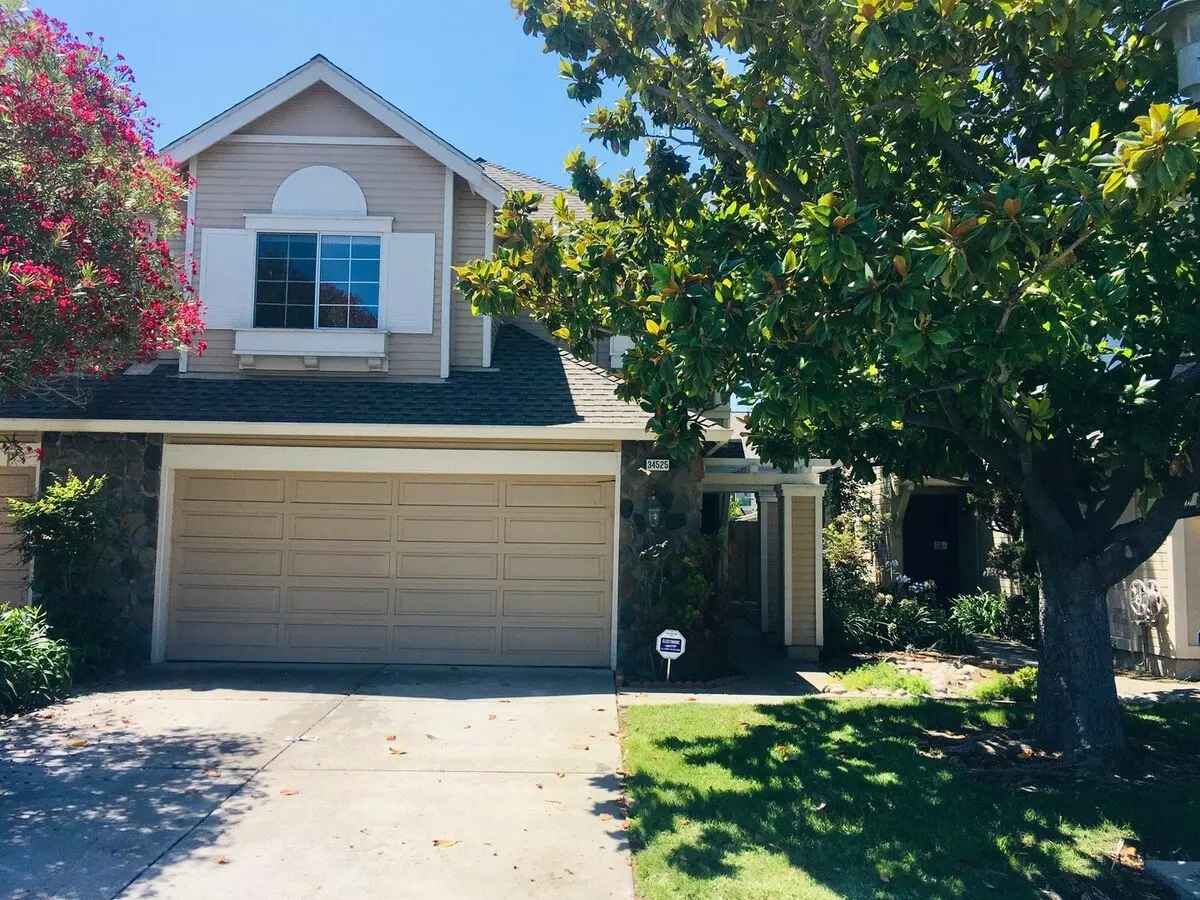 4 Beds • 2 Bath floor plan