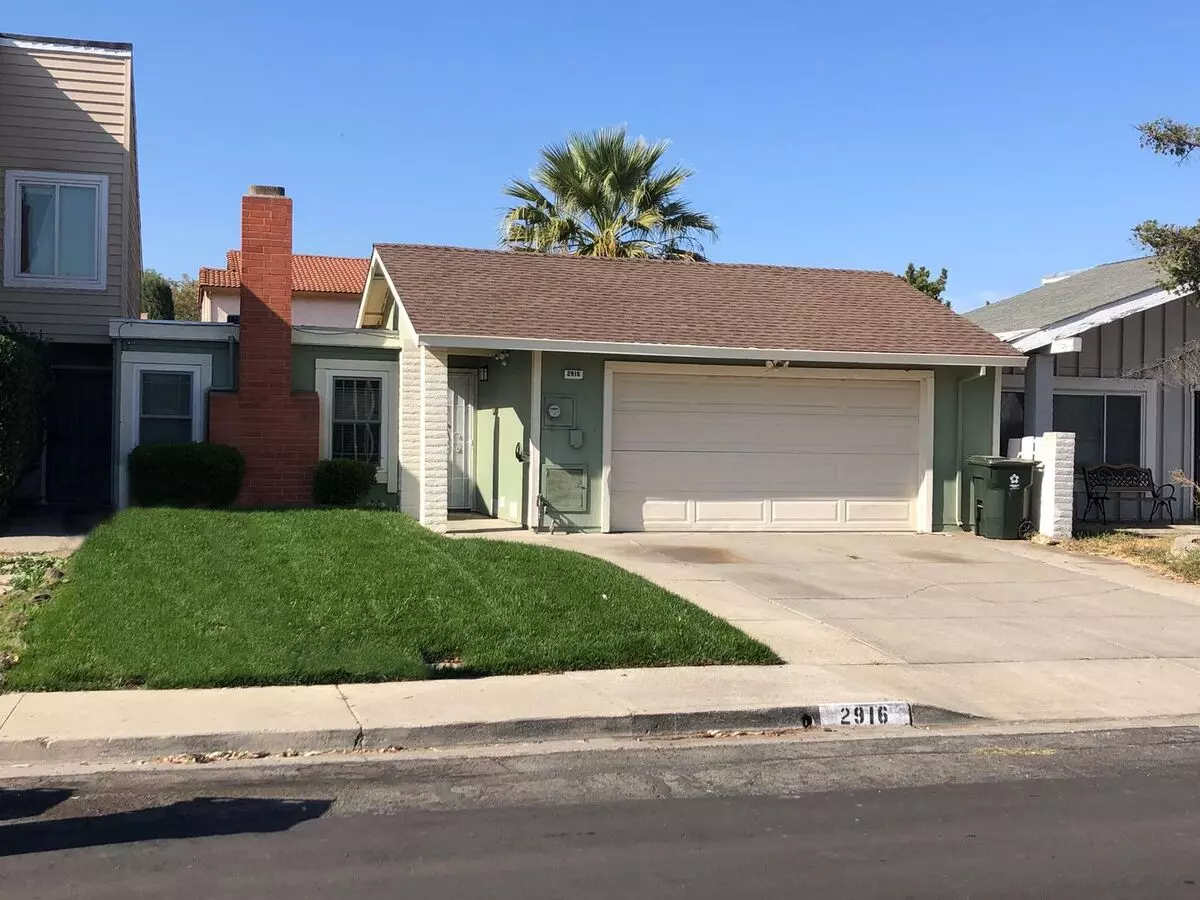 3 Beds • 2 Bath - floor plan