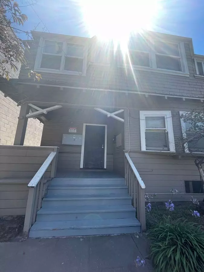 1 Bed • 1 Bath 5 floor plan