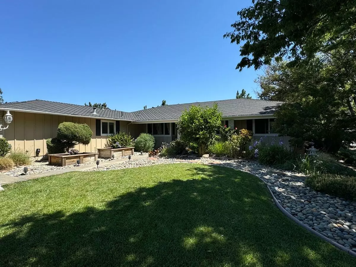 5 Beds • 3 Bath floor plan