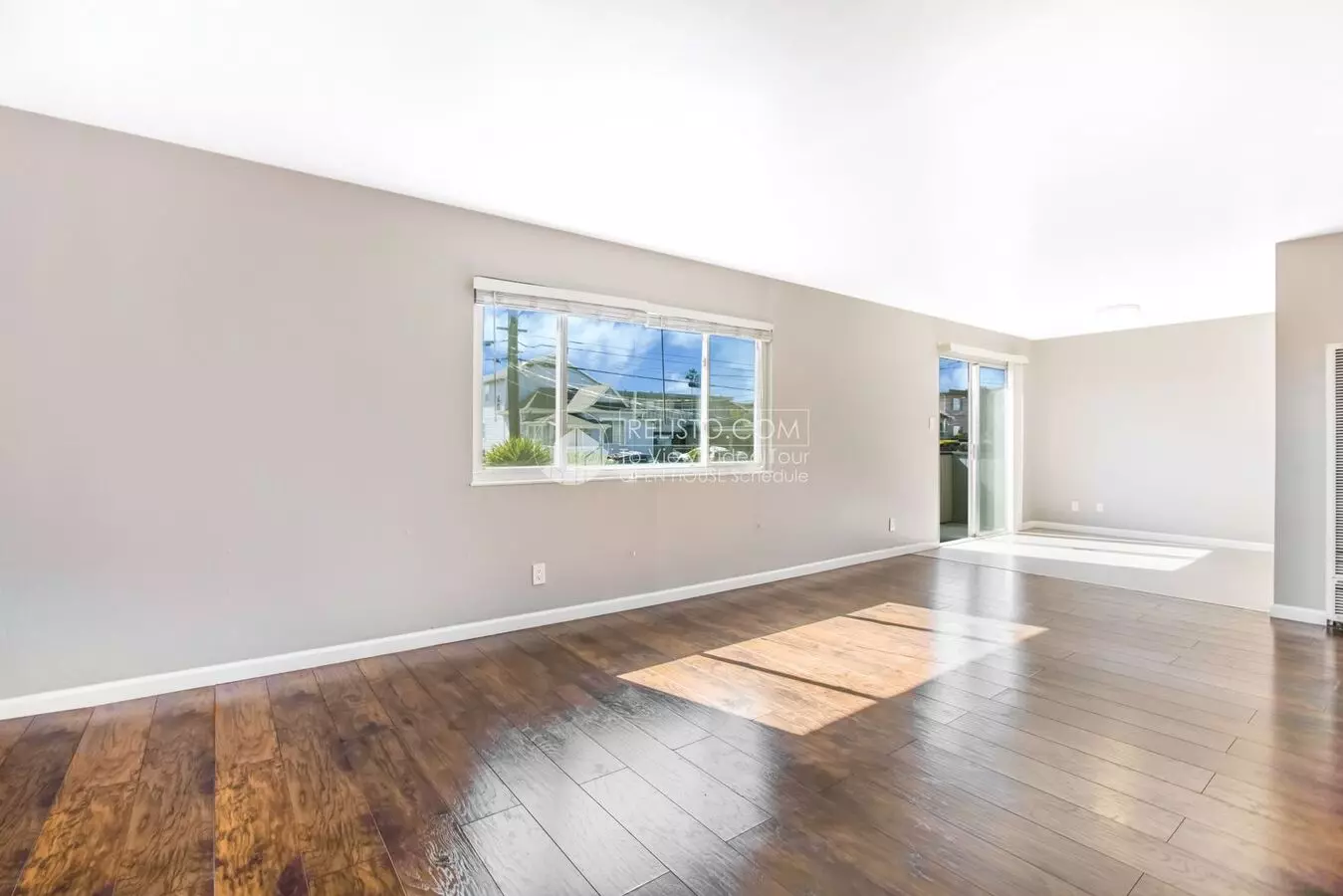 3 Beds • 2 Bath BRK-D floor plan