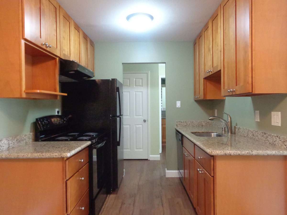 Unit 201 201 floor plan