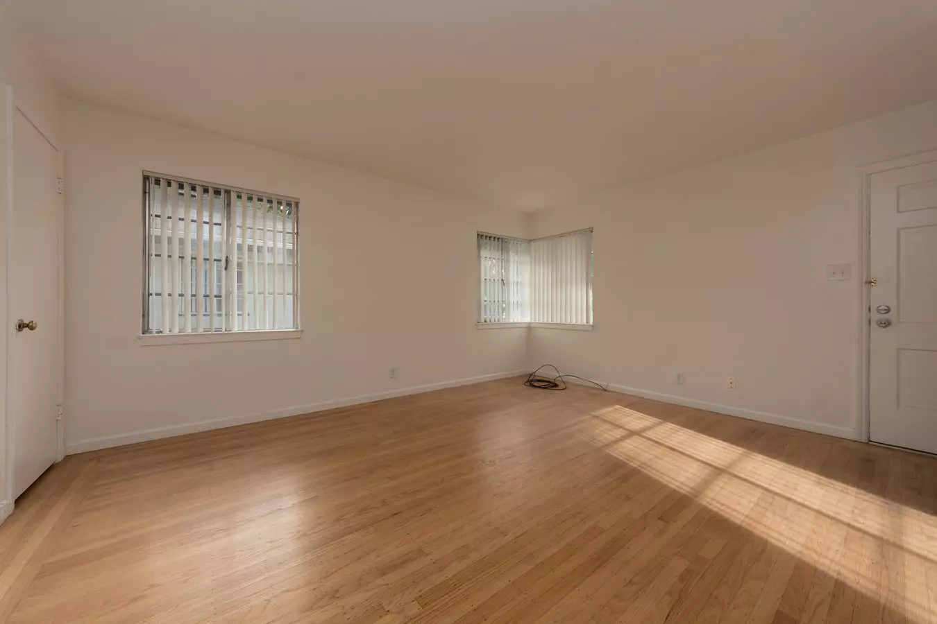 2 Beds • 1 Bath floor plan