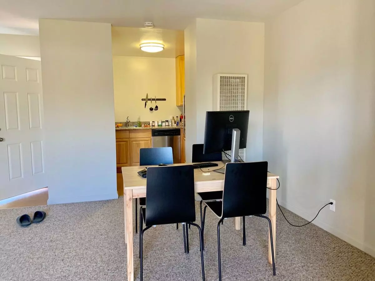 1 Bed • 1 Bath C floor plan