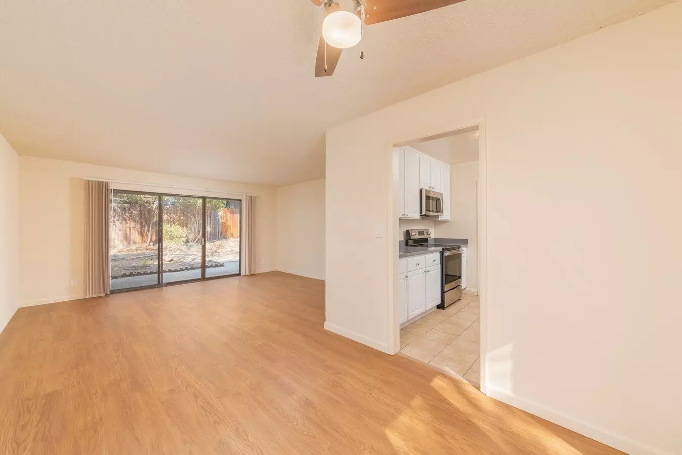 2 bd · 2 ba · 1,102 sqft floor plan