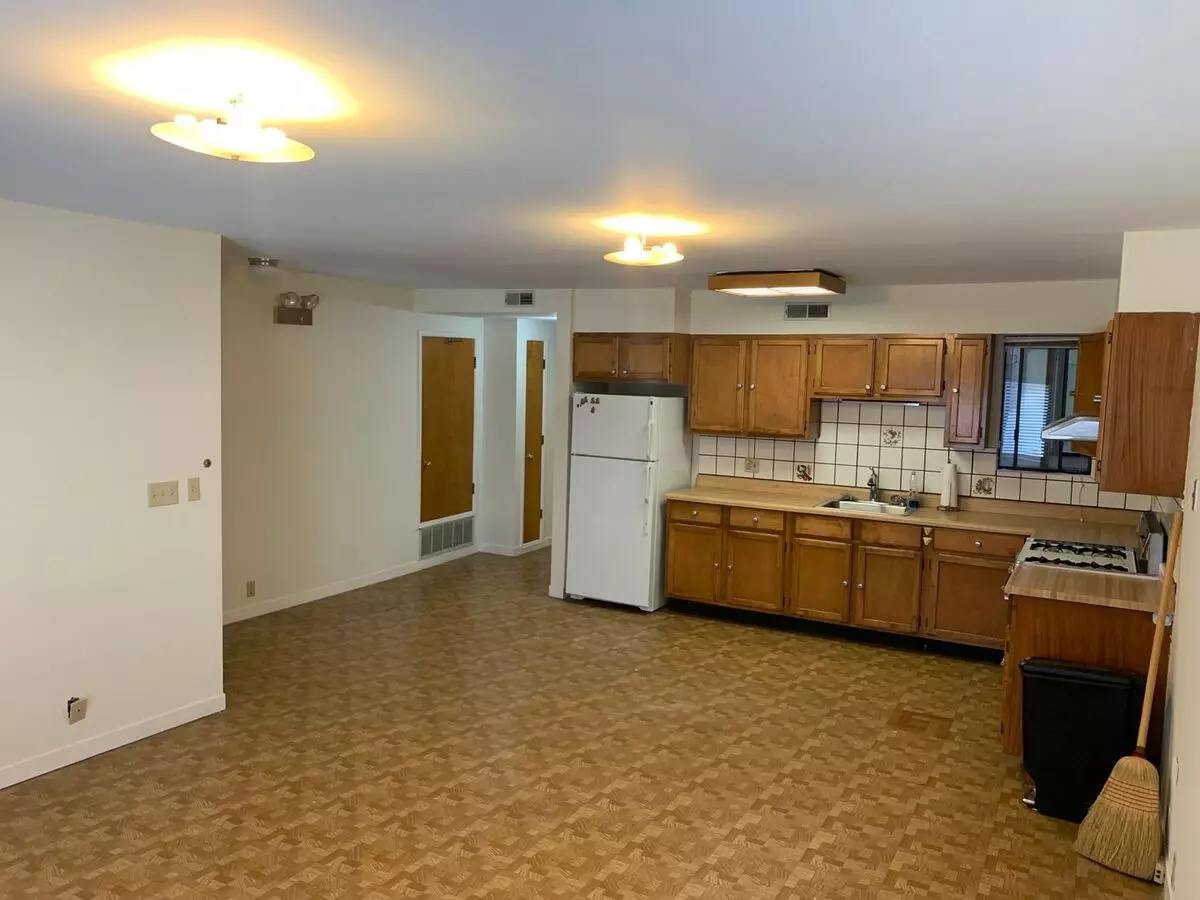 2 Beds • 2 Bath floor plan