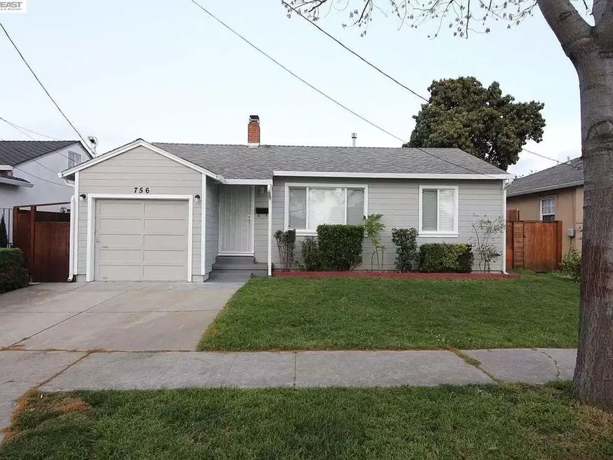 2 Beds • 1 Bath - floor plan