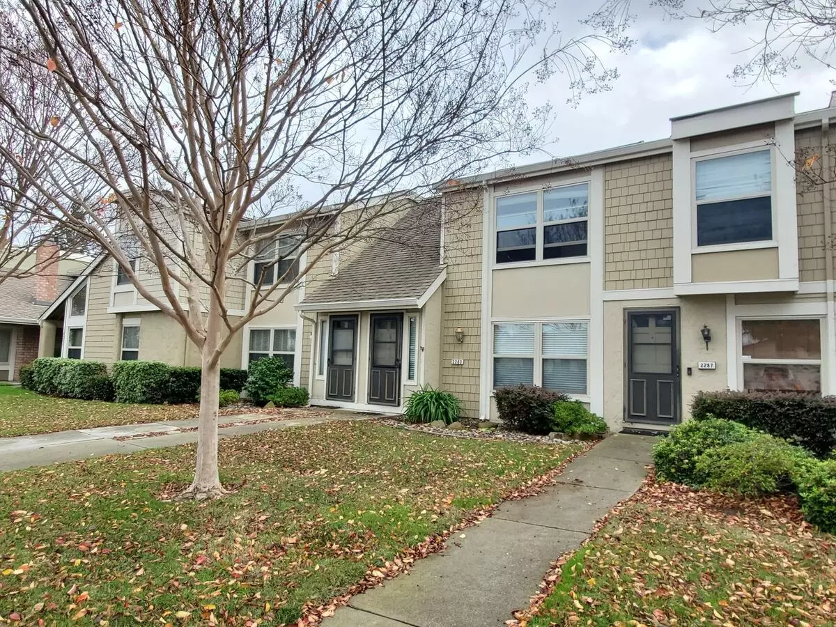 2 Beds • 1 Bath floor plan