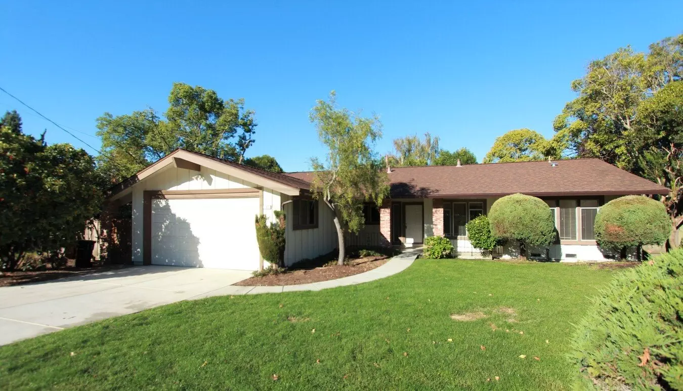 4 Beds • 2 Bath floor plan