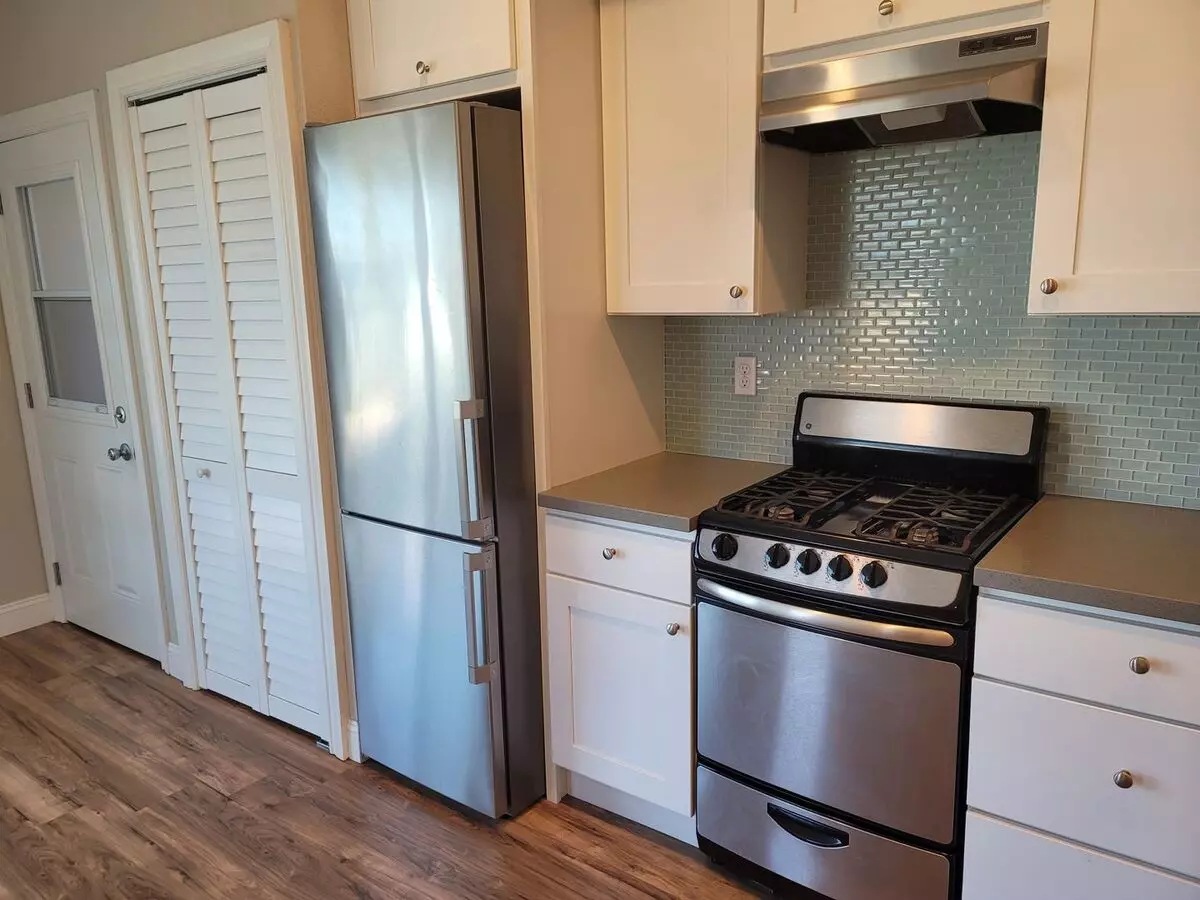 2 Beds • 1 Bath floor plan