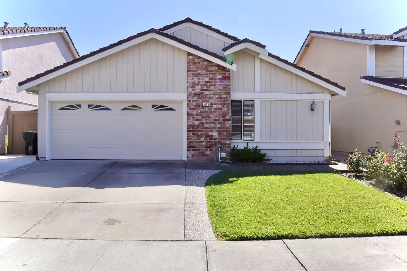 4 Beds • 2 Bath floor plan