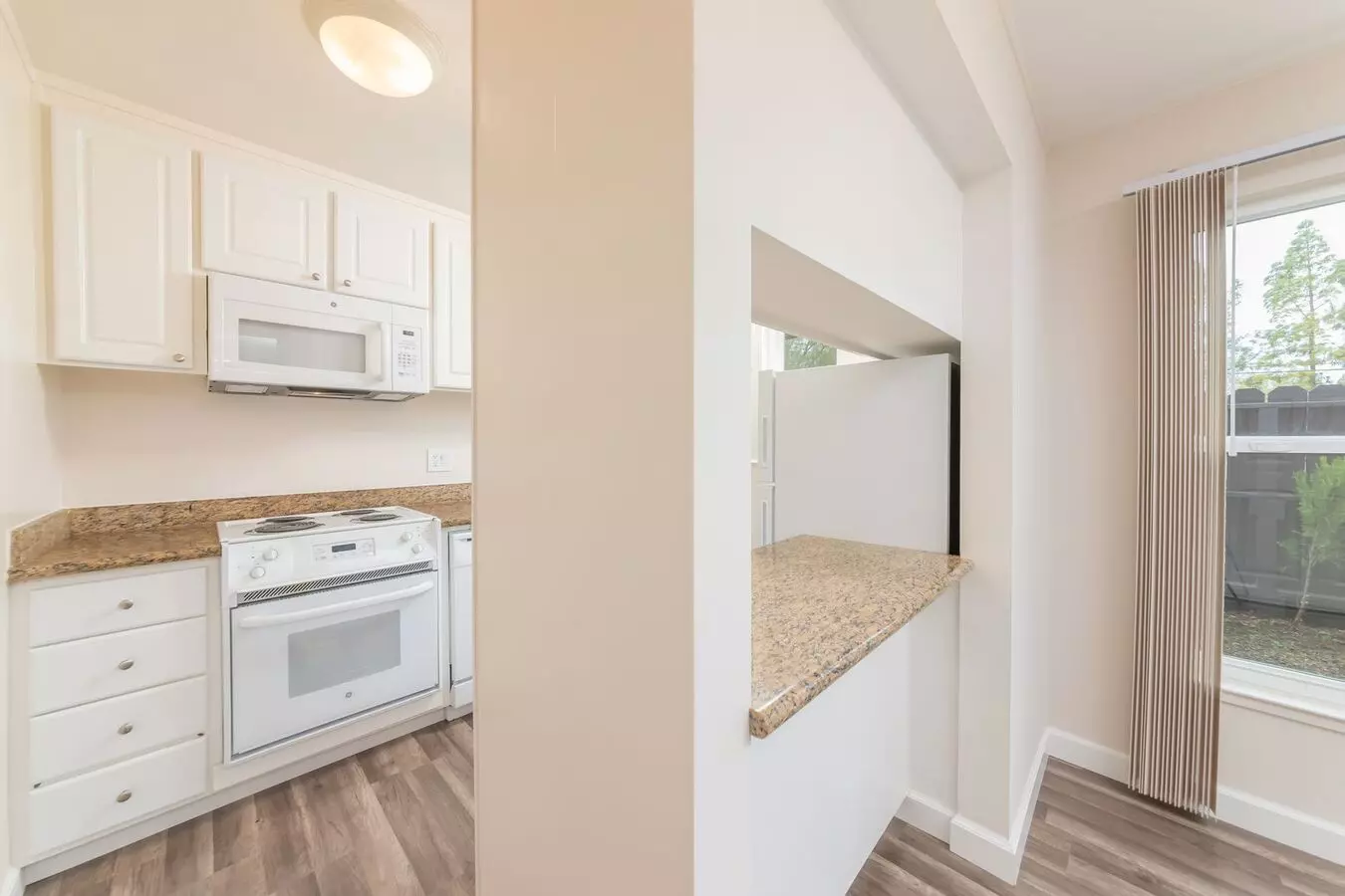 2 Beds • 1 Bath floor plan