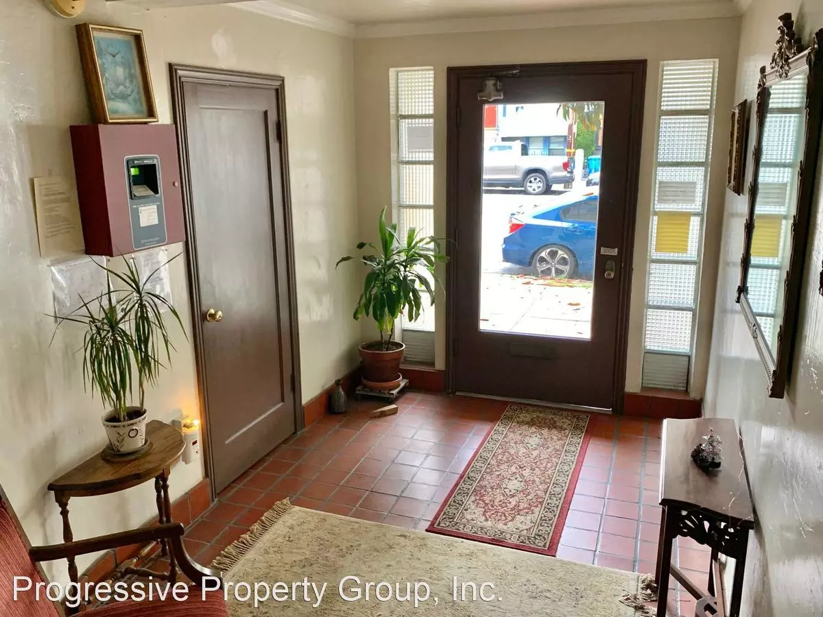 1 Bed • 1 Bath 2 floor plan