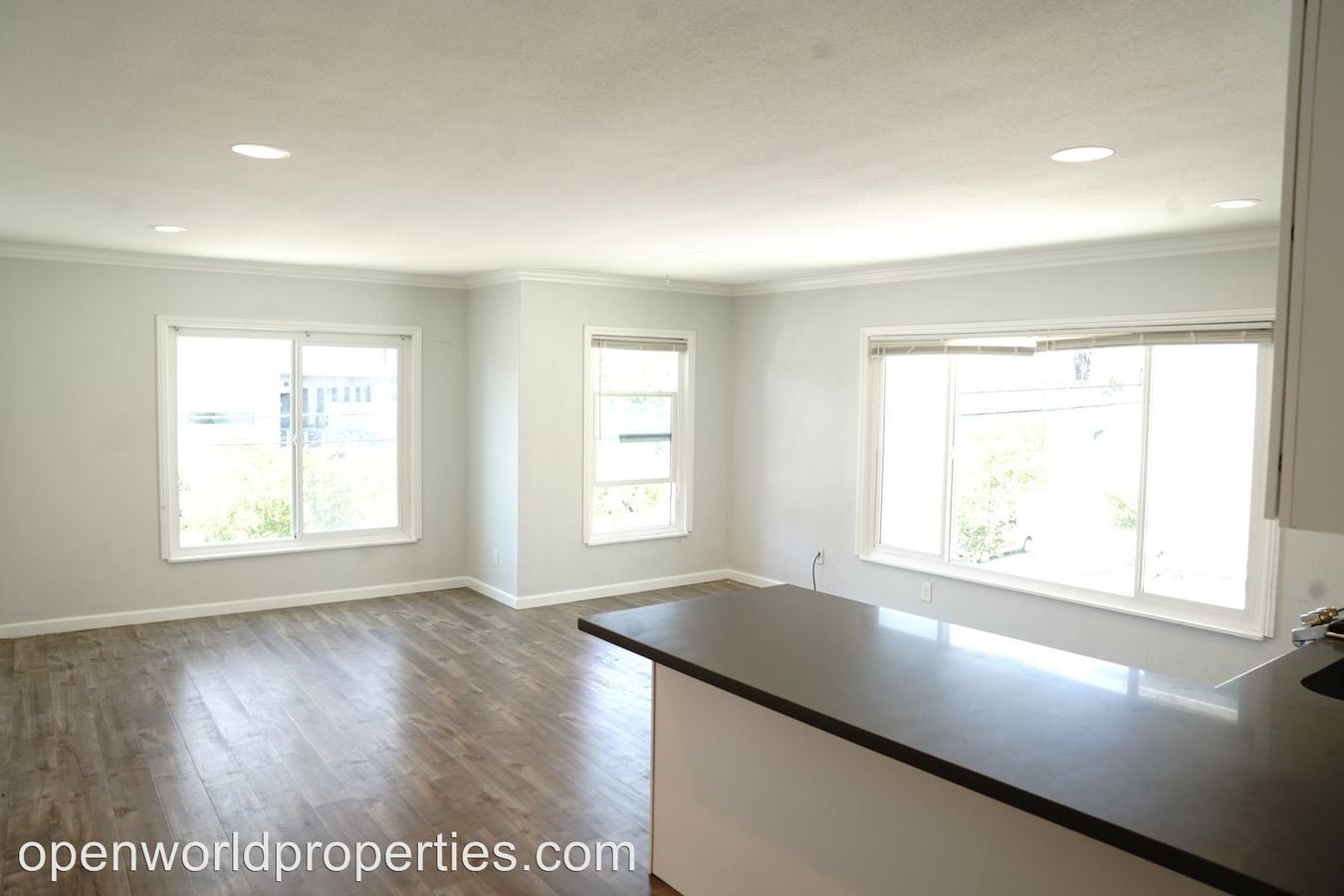 2 Beds • 1 Bath 109 floor plan