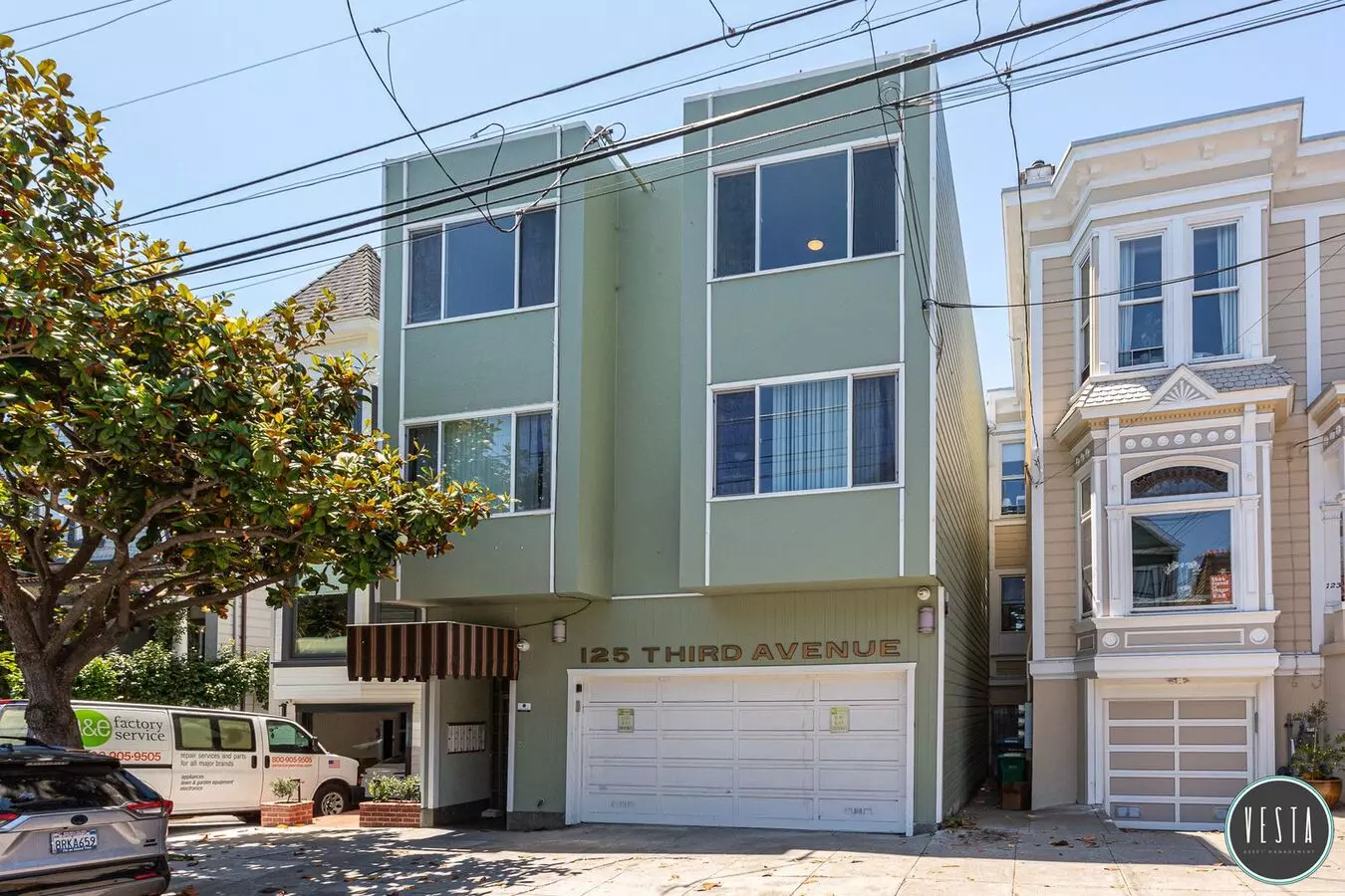 2 Beds • 1 Bath 4 floor plan