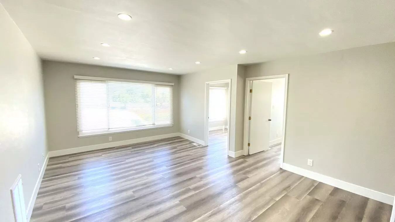 2 Beds, 1 Bath Model floor plan