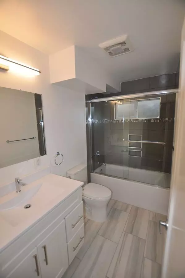 2-Bedroom, 1-Bath - Plan A -R floor plan