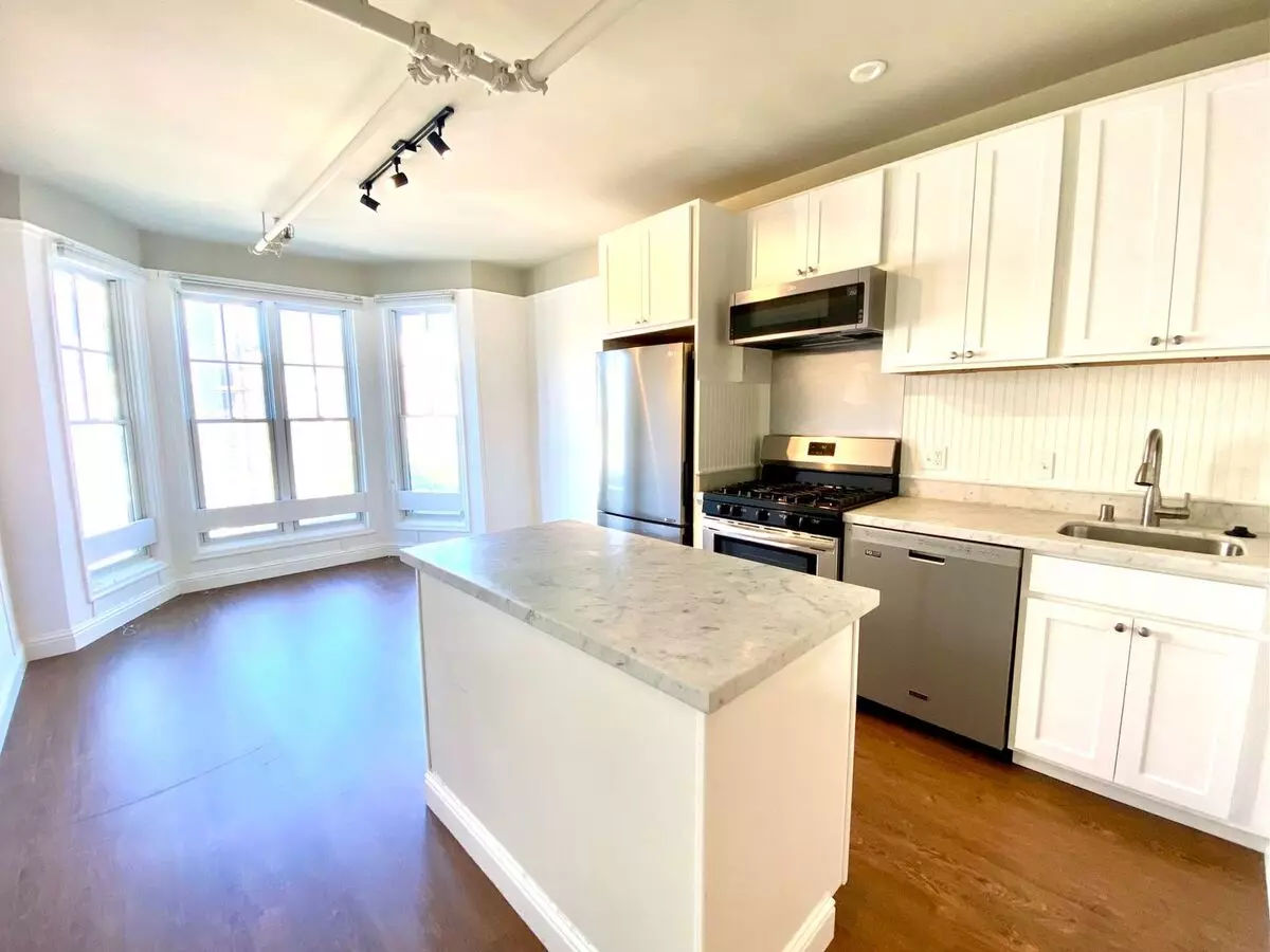 2 Beds • 1 Bath floor plan