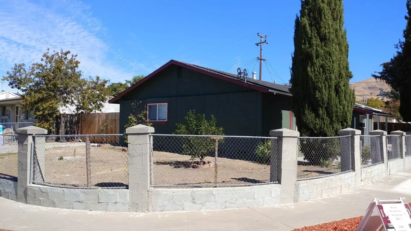 5 Beds • 3 Bath floor plan
