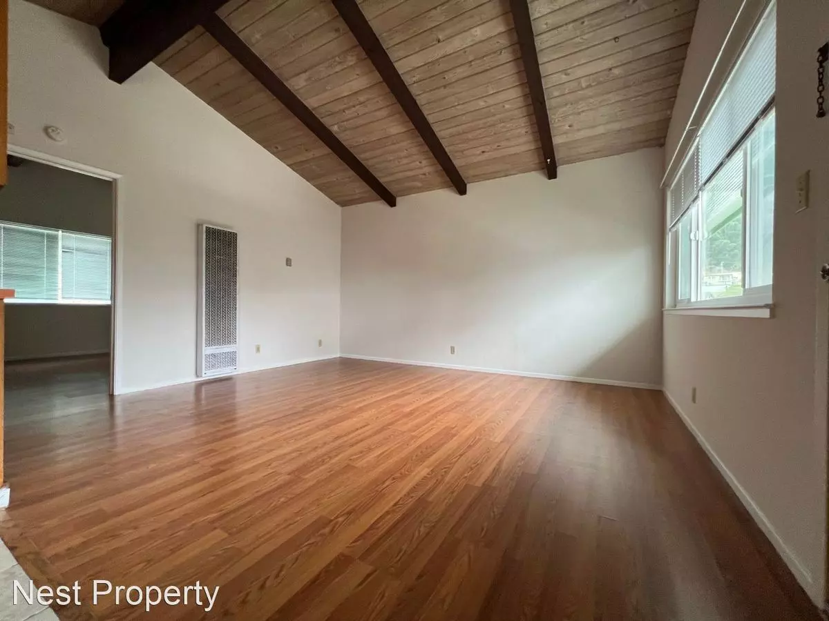 1 Bed • 1 Bath 3 floor plan