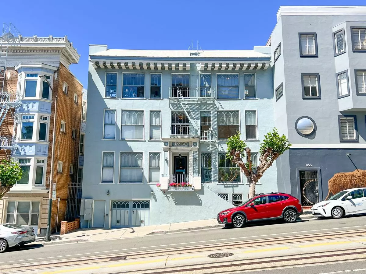 2 Beds • 1 Bath 12 floor plan