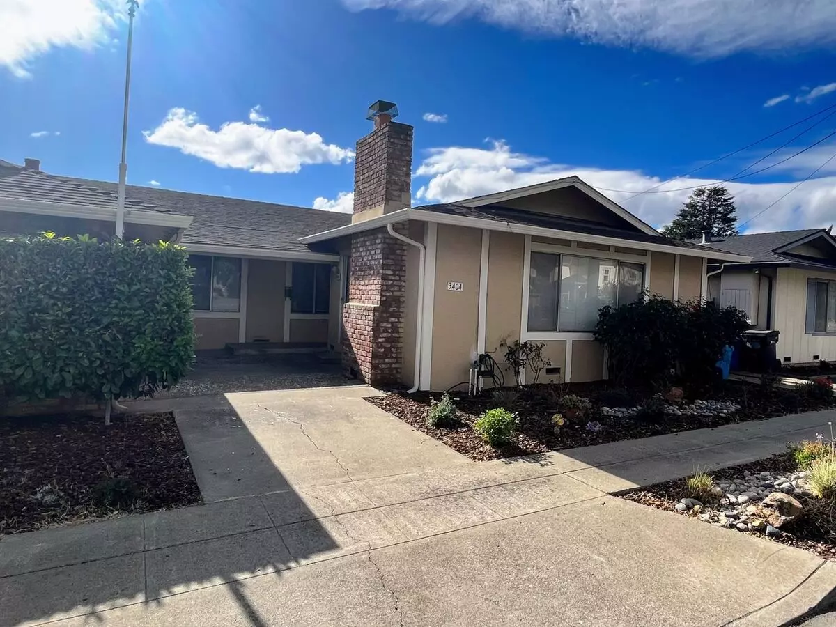 3 Beds • 2 Bath - floor plan