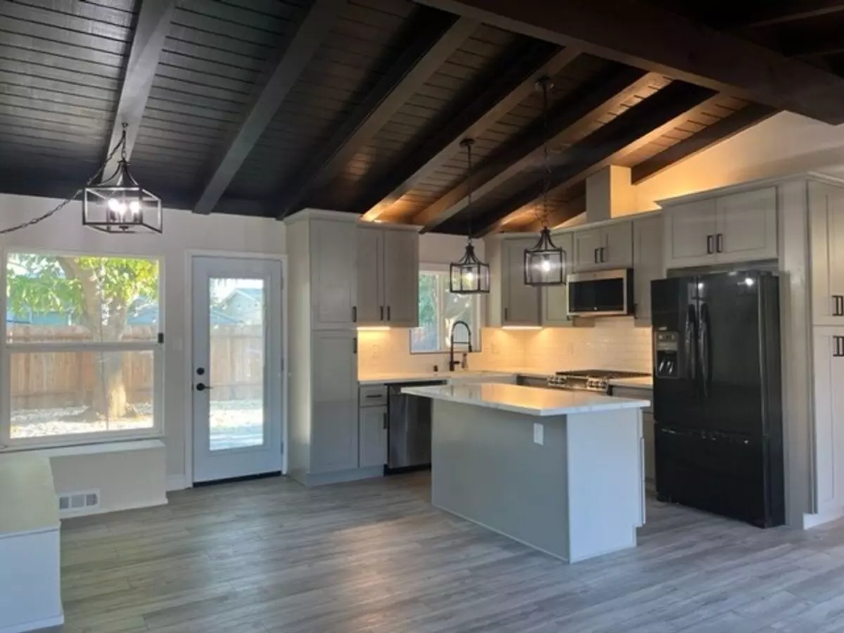 3 Beds • 2 Bath - floor plan