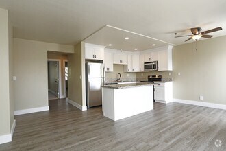 2x2 floor plan