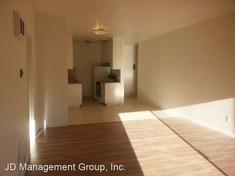 1 Bed • 1 Bath 38 floor plan