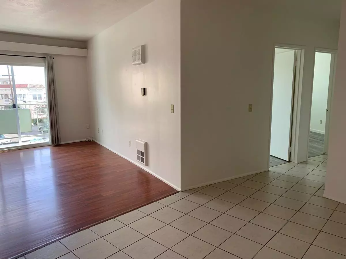 2 Beds • 1 Bath floor plan