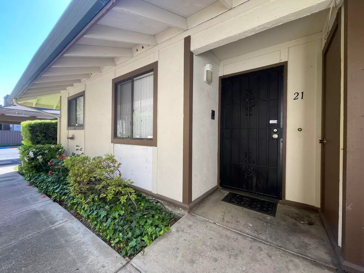 3 Beds • 2 Bath - floor plan