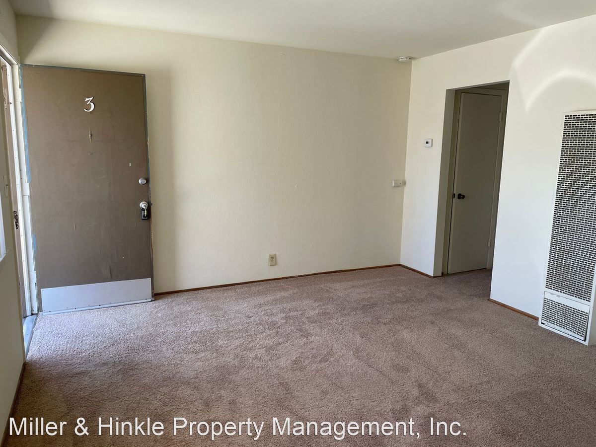 1 Bed • 1 Bath 3 floor plan
