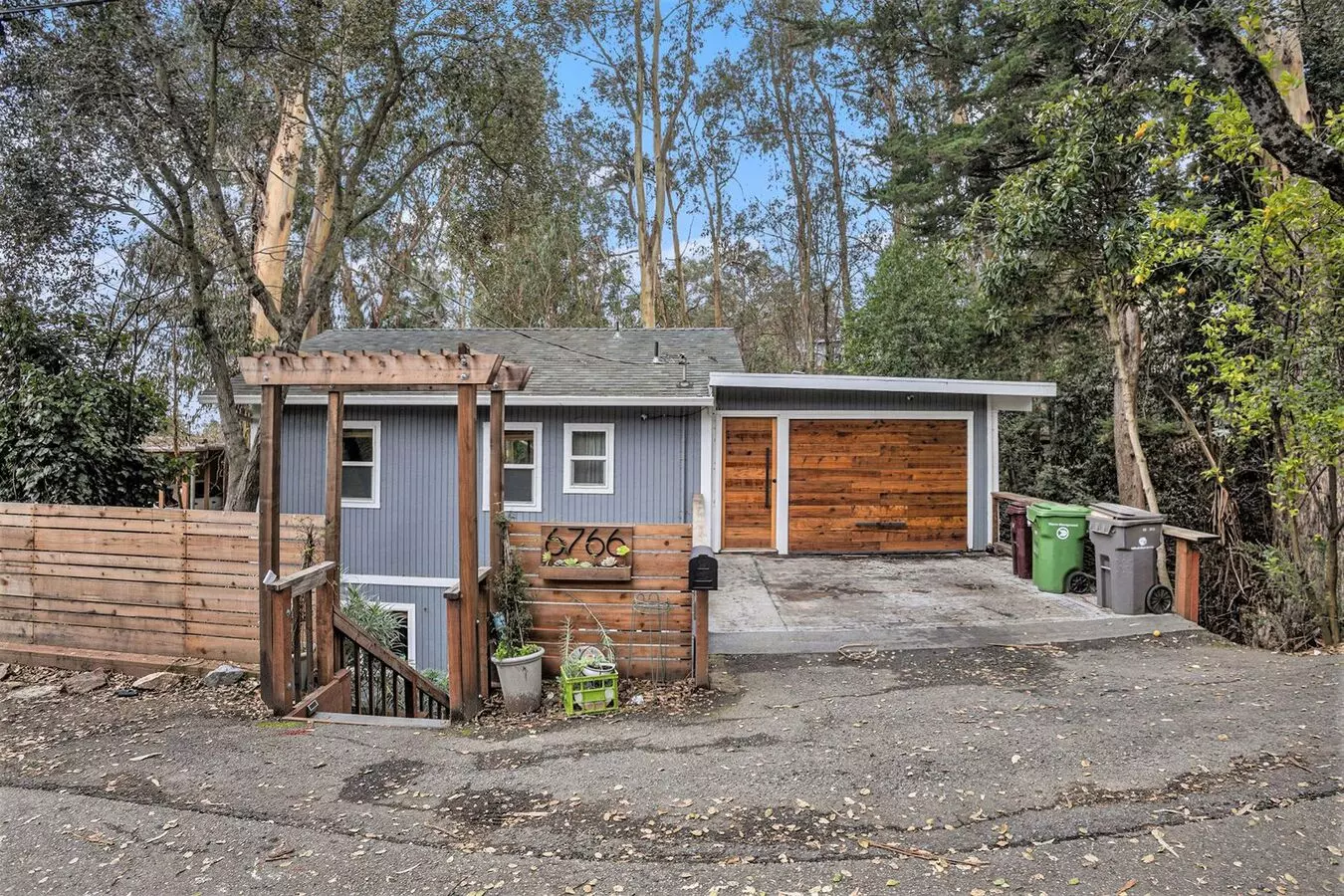 2 Beds • 2 Bath - floor plan