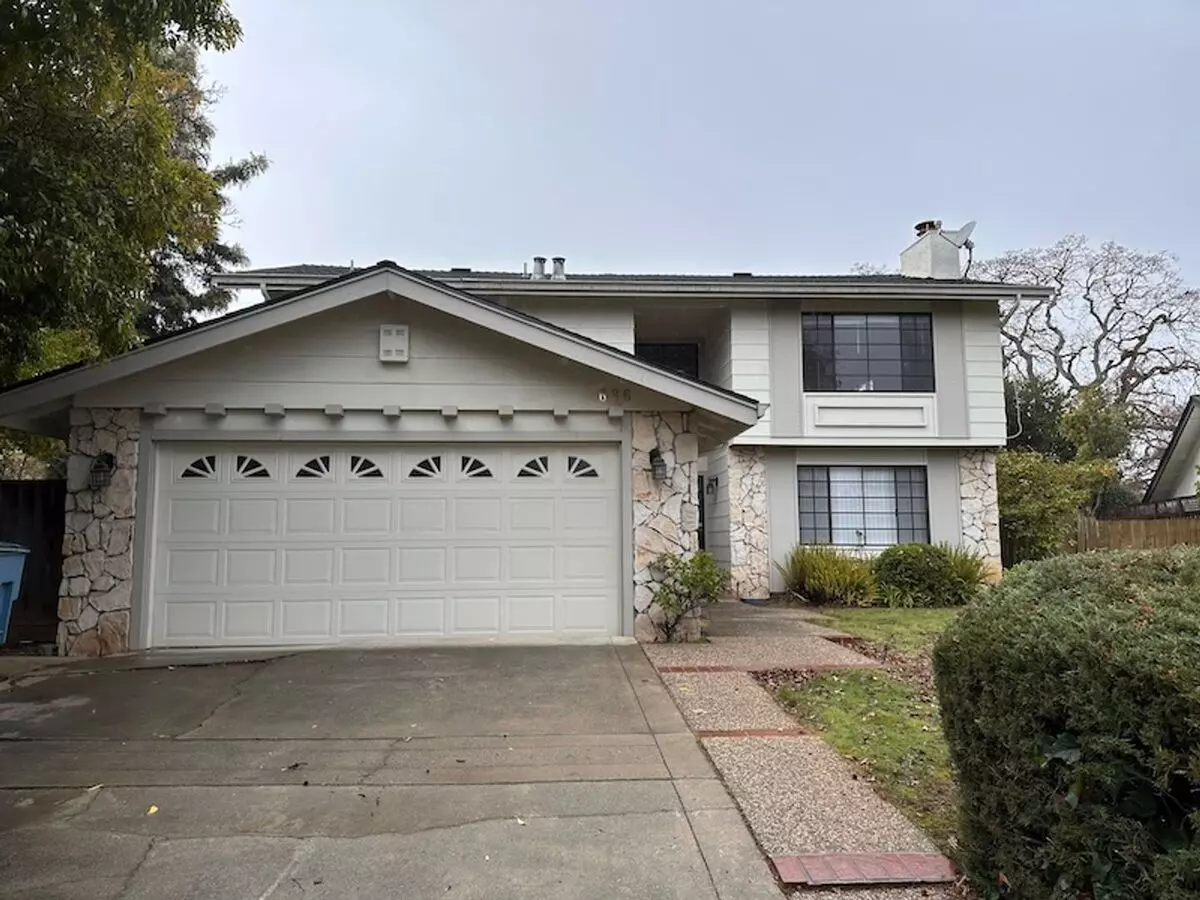 4 Beds • 2 Bath - floor plan