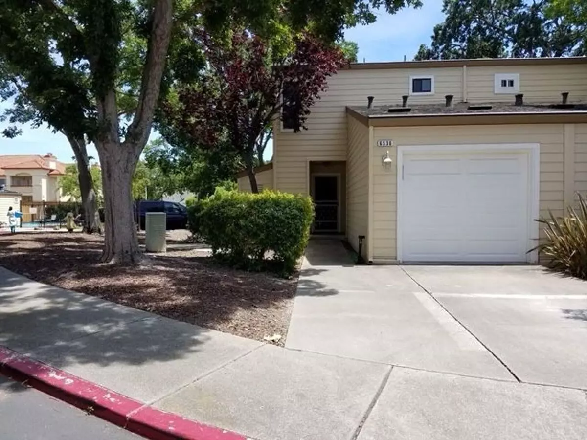 1 Bed • 1 Bath floor plan