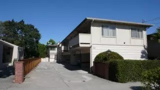 2 Beds • 1 Bath 4 floor plan