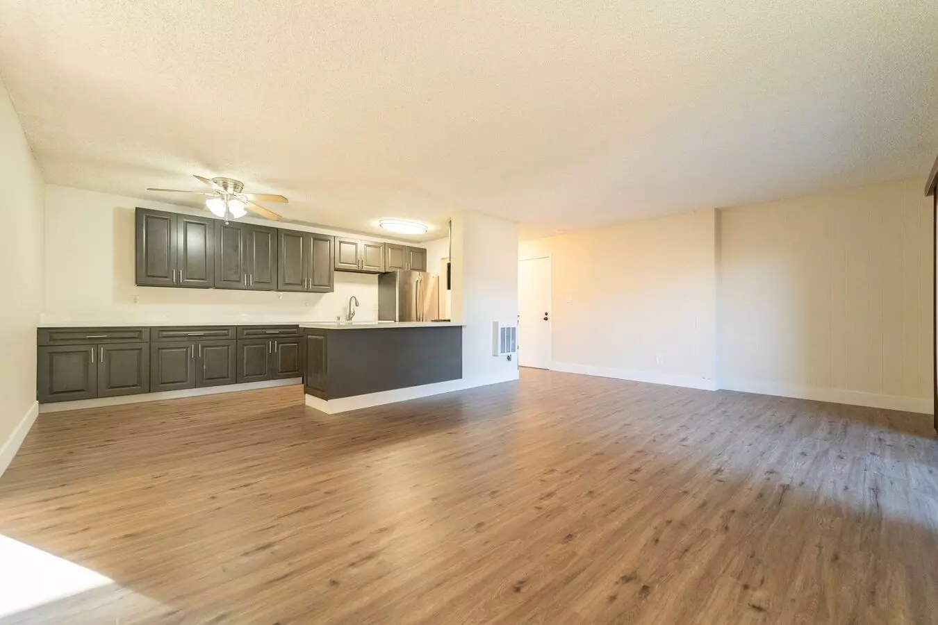 2 Beds • 1 Bath 109 floor plan