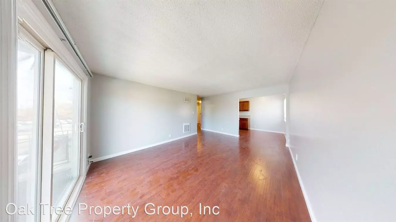 2 Beds, 1 Bath Model floor plan