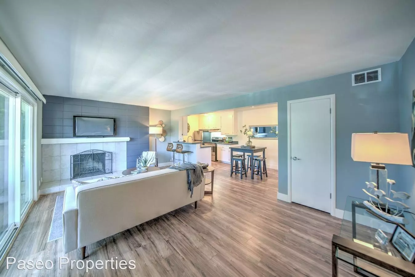 2 Beds • 1 Bath 10-02 floor plan