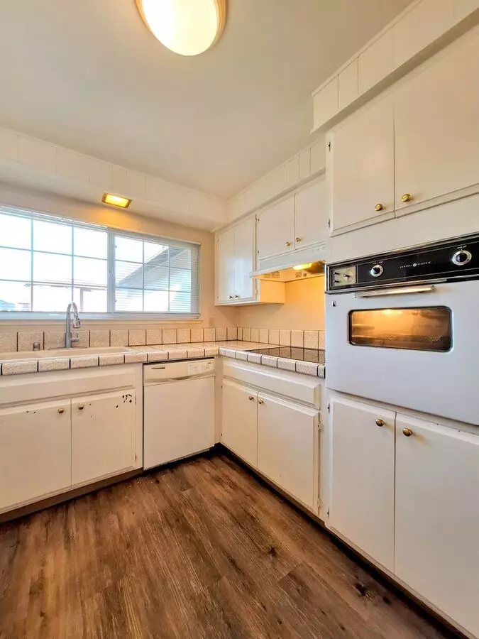 2 Beds • 1 Bath floor plan