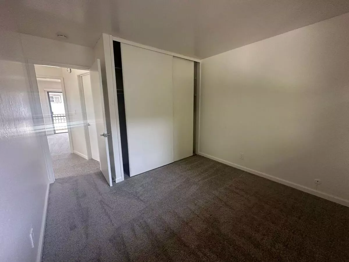 3 Beds • 1 Bath 06 floor plan