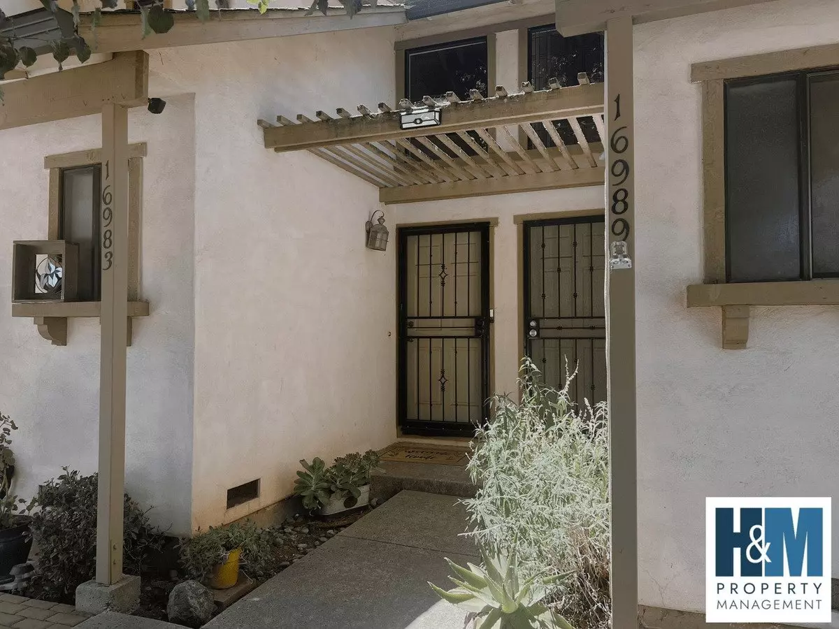 2 Beds • 2 Bath floor plan