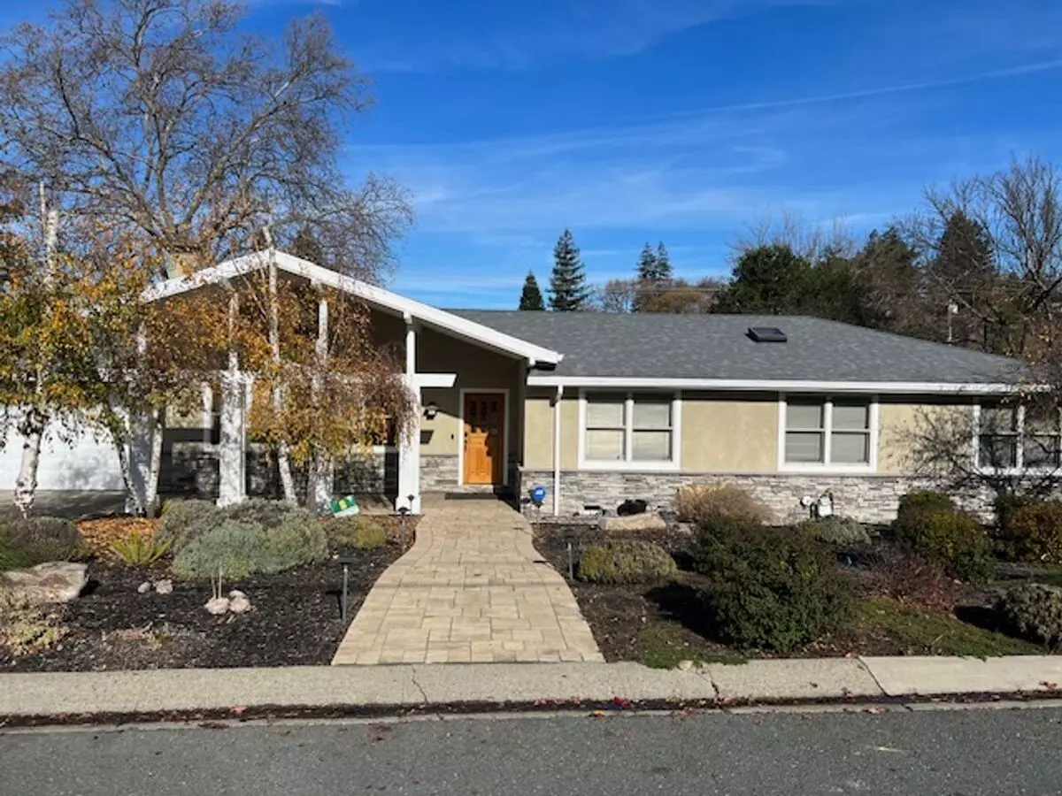 4 Beds • 2 Bath - floor plan
